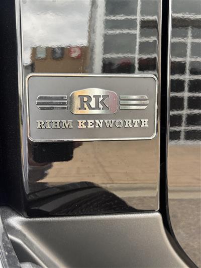 2027 Kenworth T680