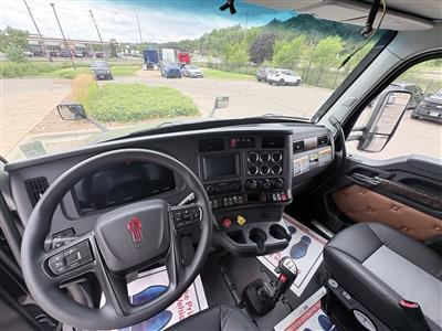 2027 Kenworth T680