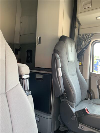 2020 Kenworth T680