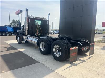 2027 Kenworth W990