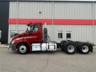 2014 Freightliner CA113DC