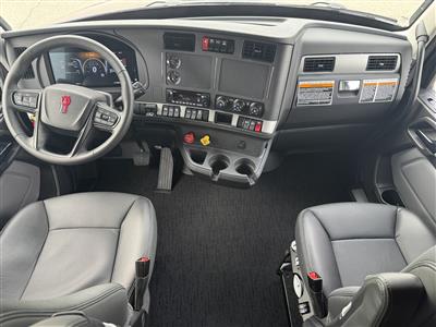 2027 Kenworth T680