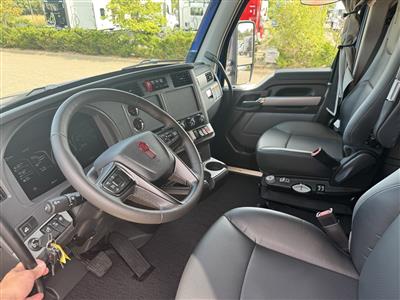 2027 Kenworth T680