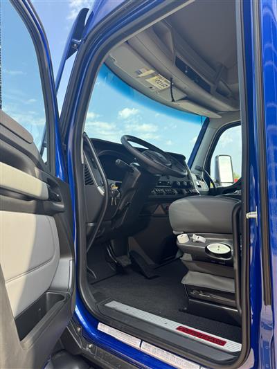 2027 Kenworth T680
