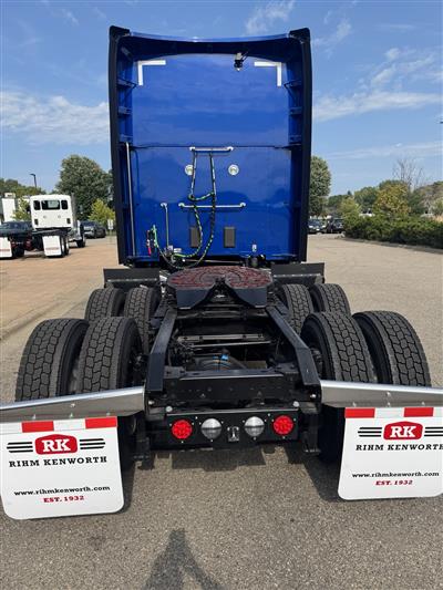 2027 Kenworth T680