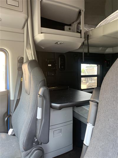 2023 Kenworth T680