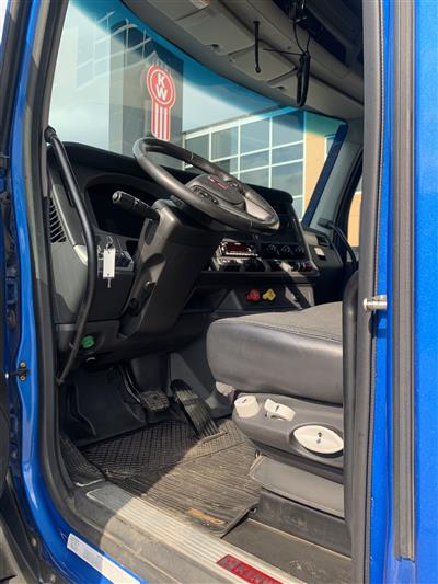 2023 Kenworth T680