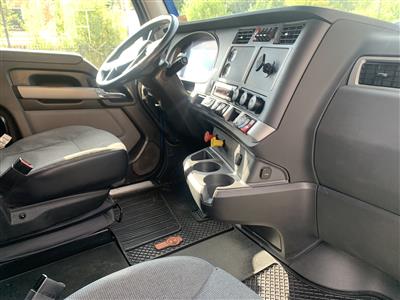 2023 Kenworth T680
