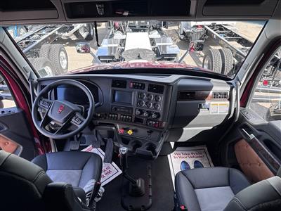 2027 Kenworth T680