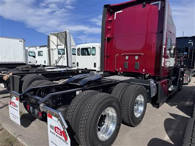 2027 Kenworth T680