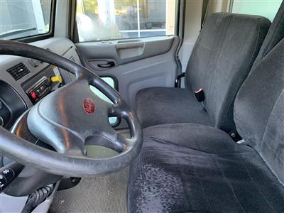 2016 Peterbilt 337