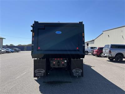 2027 Kenworth T880