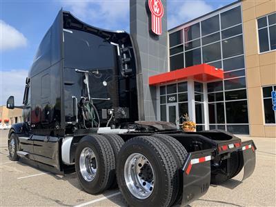 2023 Peterbilt 579