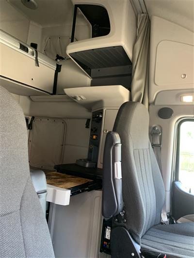 2023 Peterbilt 579