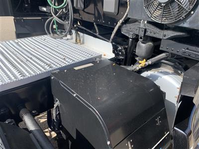2023 Peterbilt 579
