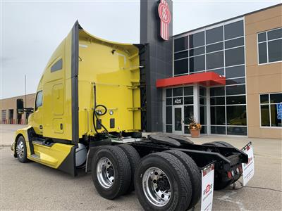 2023 Kenworth T680