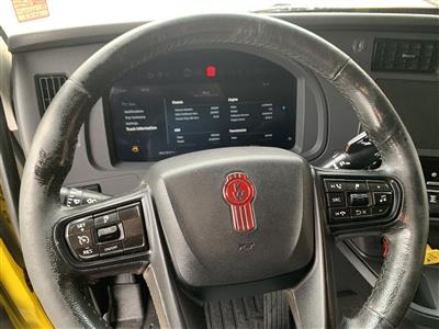 2023 Kenworth T680