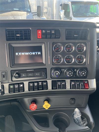 2027 Kenworth T680
