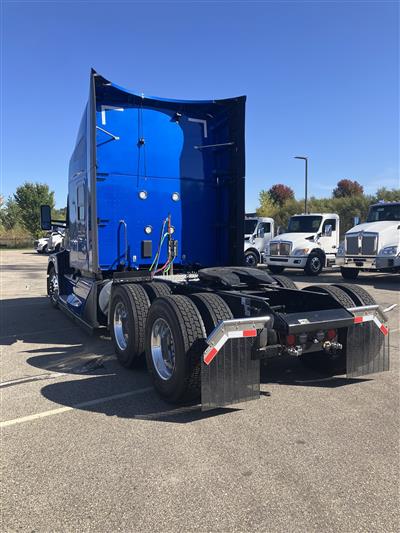 2027 Kenworth T680
