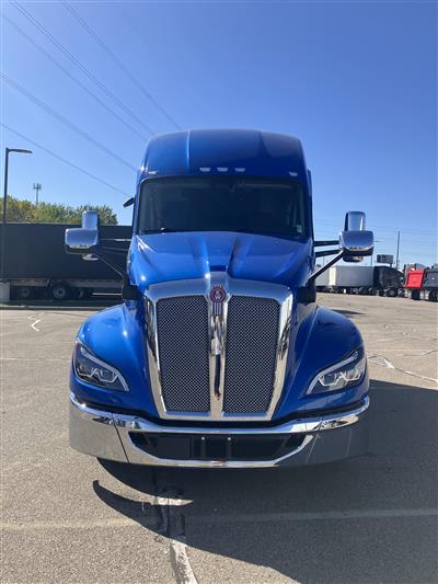 2027 Kenworth T680