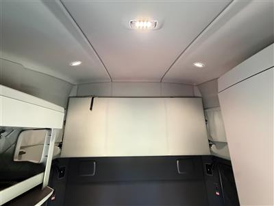 2027 Kenworth T680