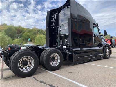 2023 Peterbilt 579