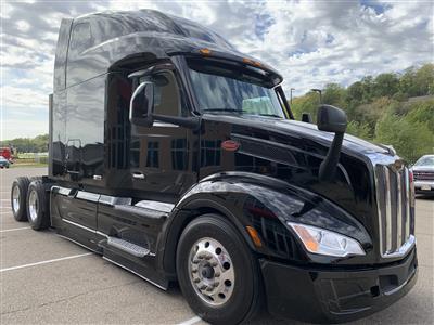 2023 Peterbilt 579