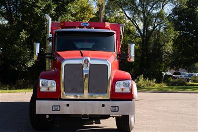 2027 Kenworth T880