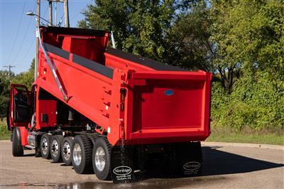 2027 Kenworth T880