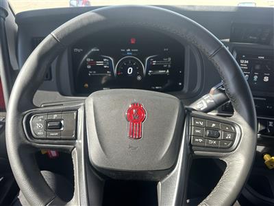 2027 Kenworth T680
