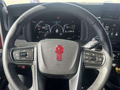 2027 Kenworth T680