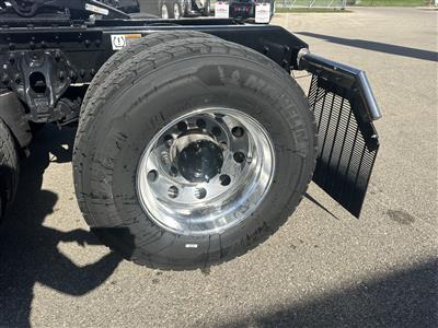 2027 Kenworth T680
