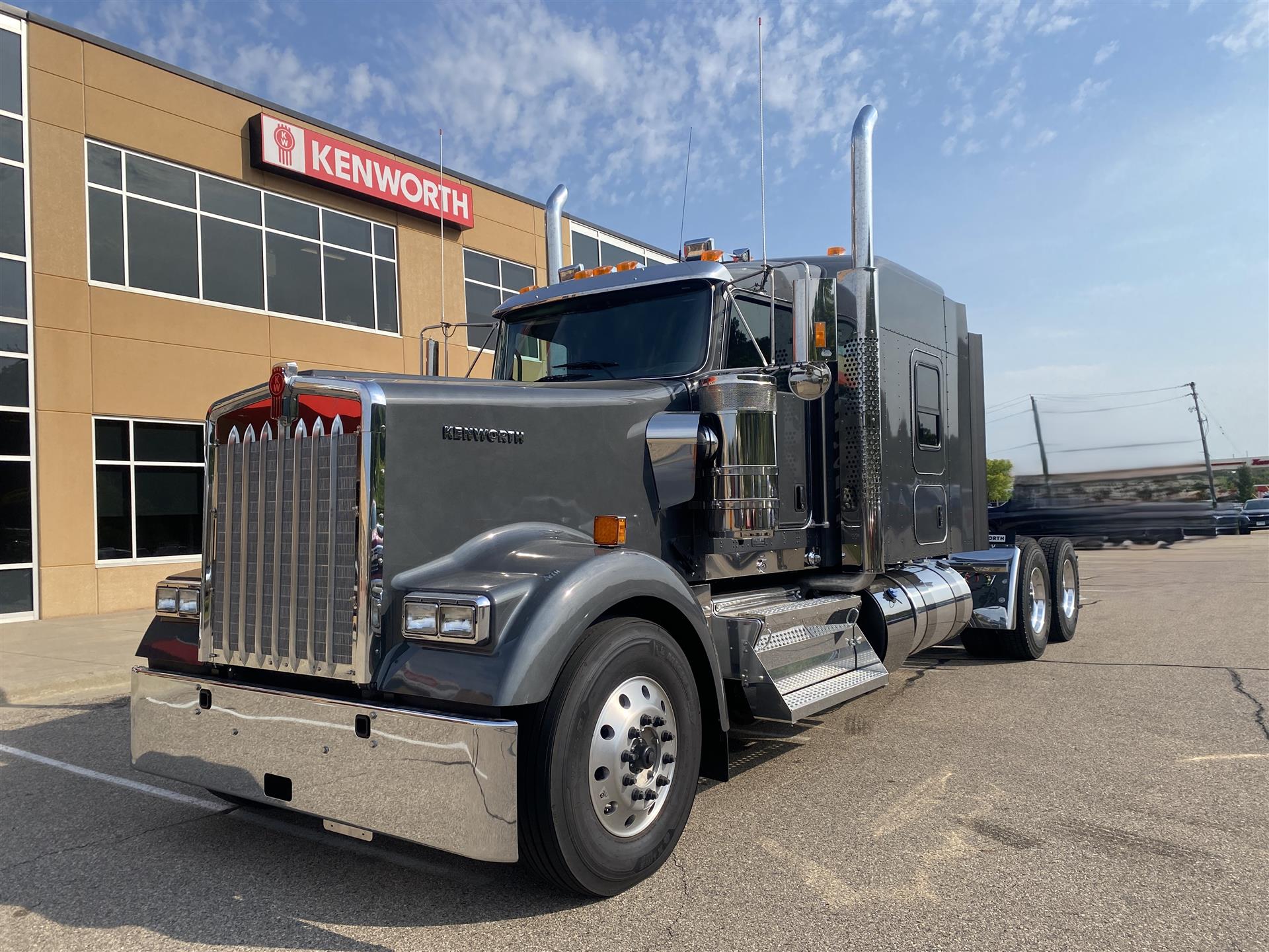 2025 Kenworth W900L RIHM 2025 Kenworth W900L RIHM