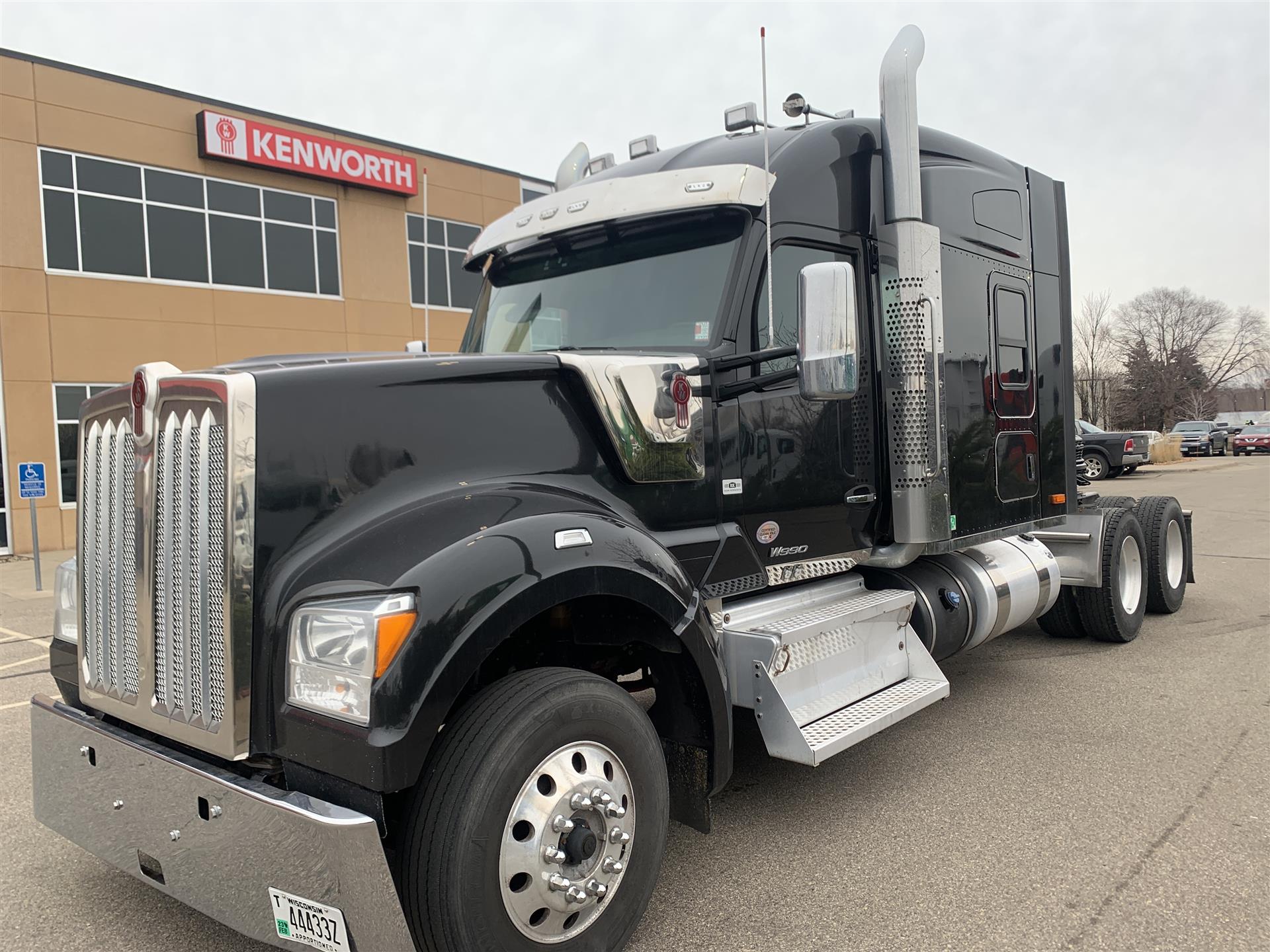 2020 Kenworth W990