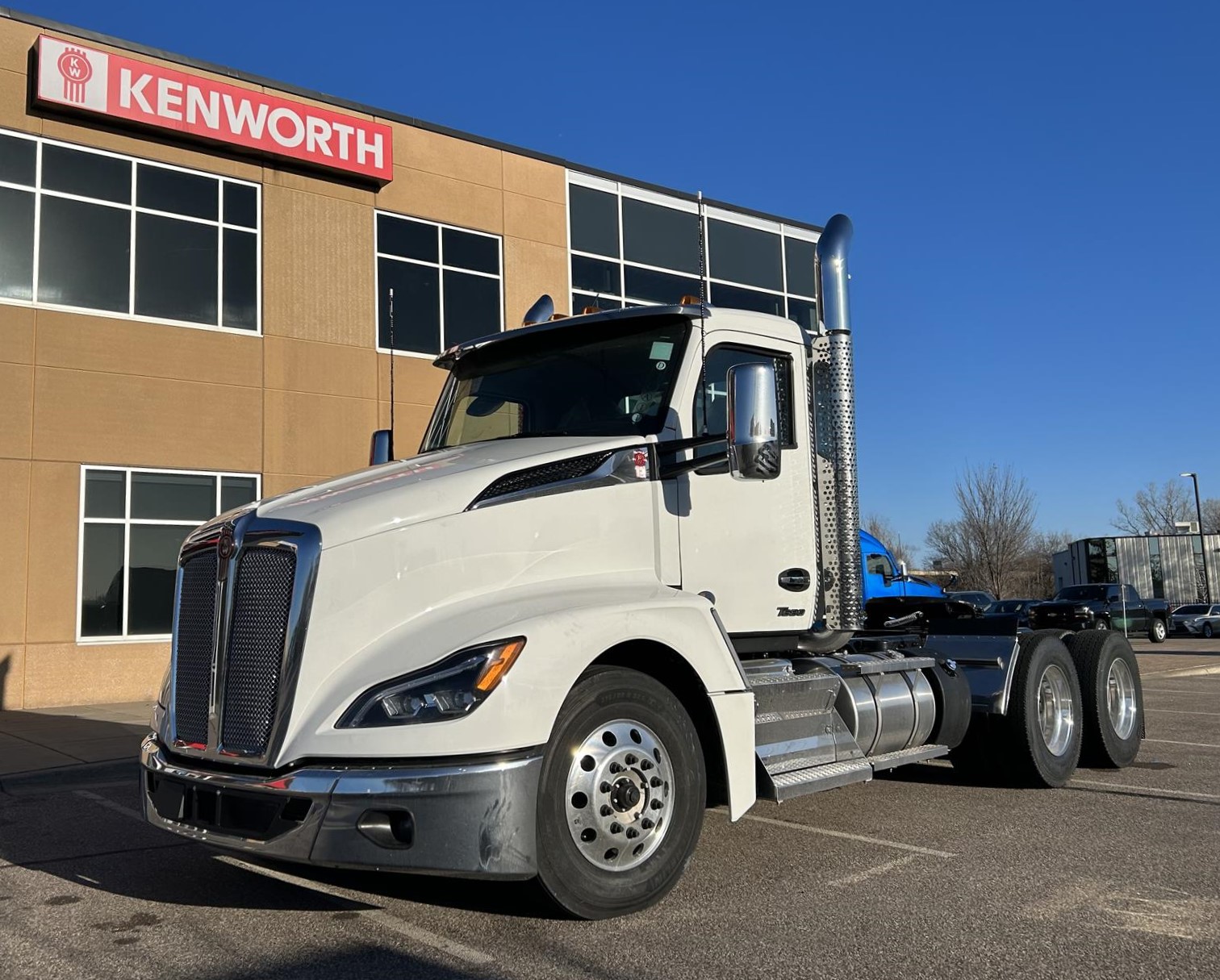 2024 Kenworth T680