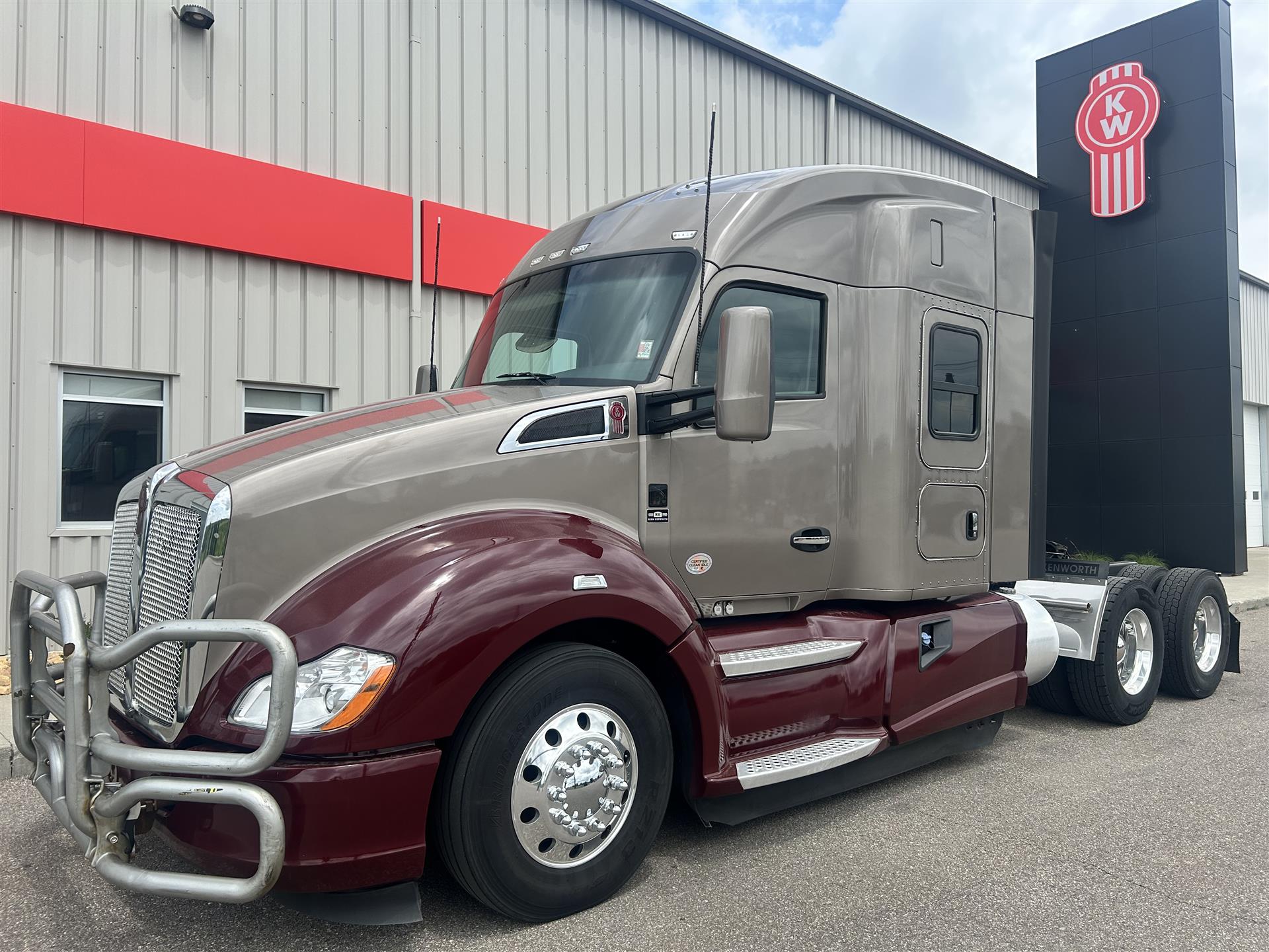 2021 Kenworth T680