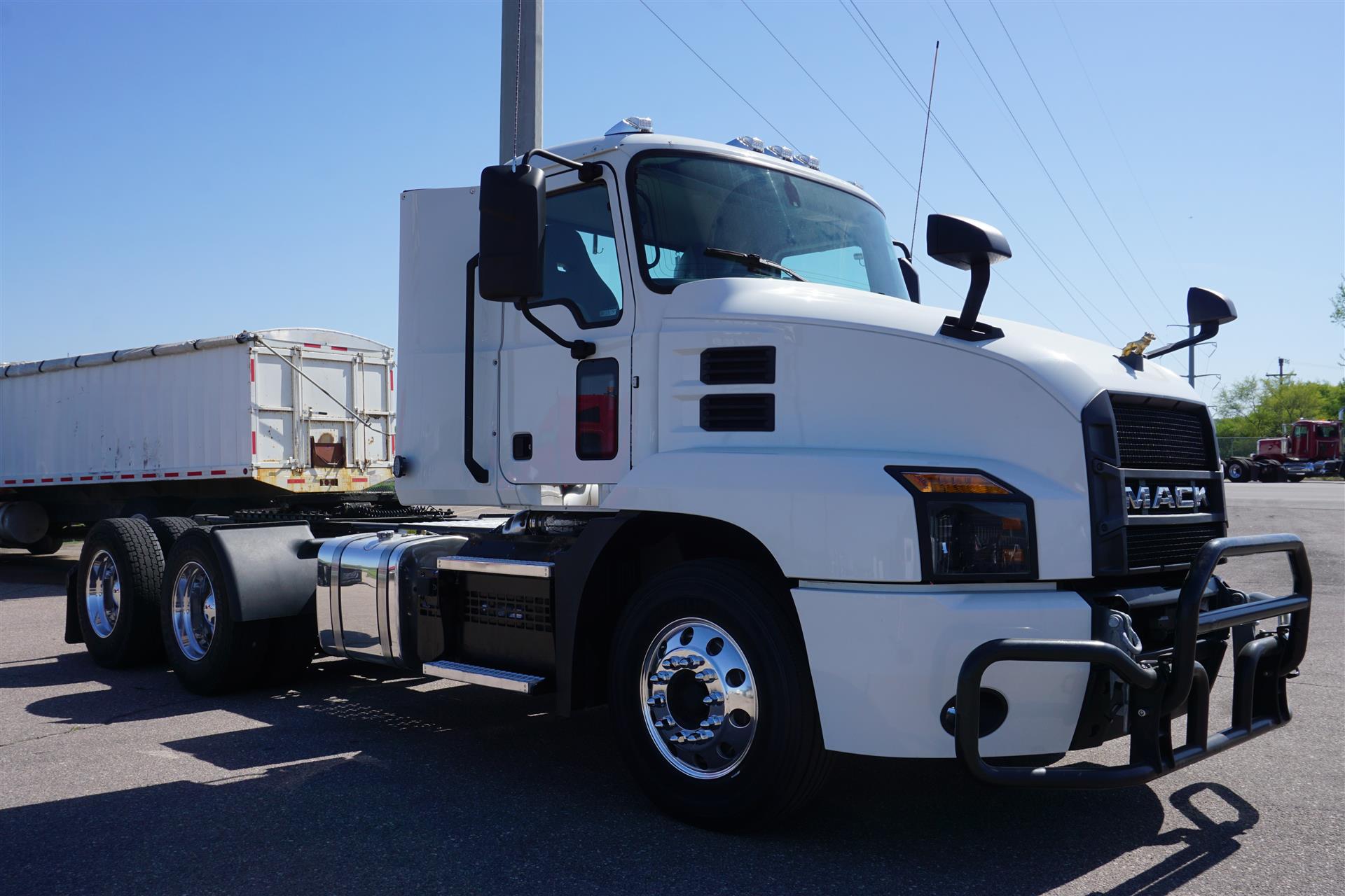 2020 Mack ANTHEM 64T