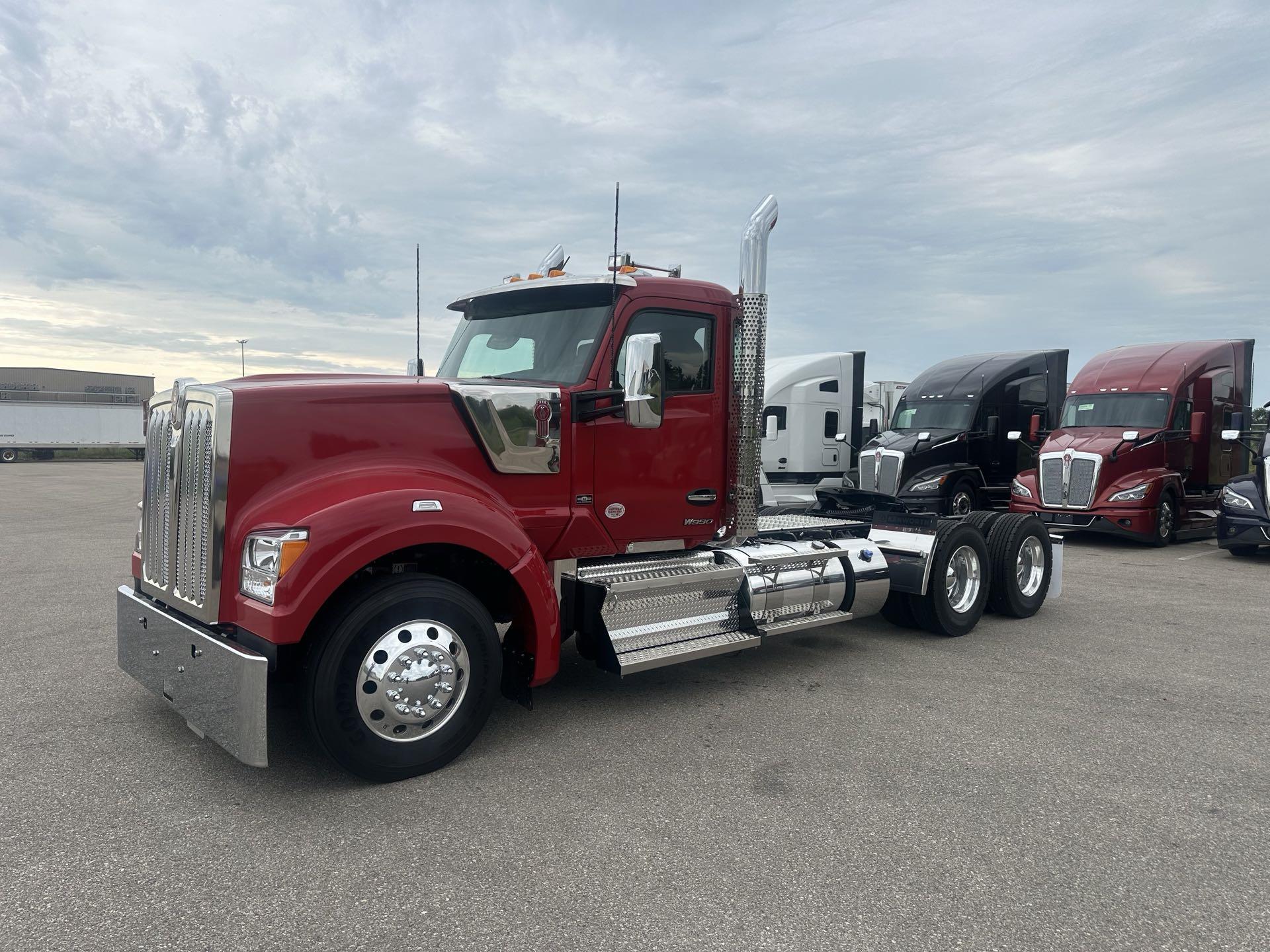 2026 Kenworth W990