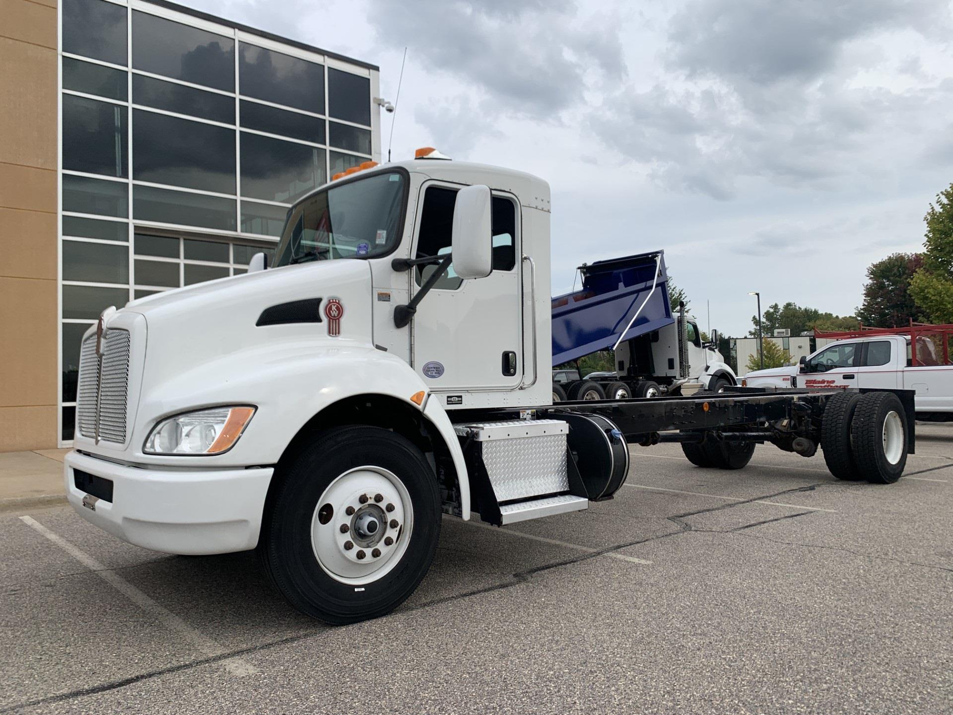 2019 Kenworth T370