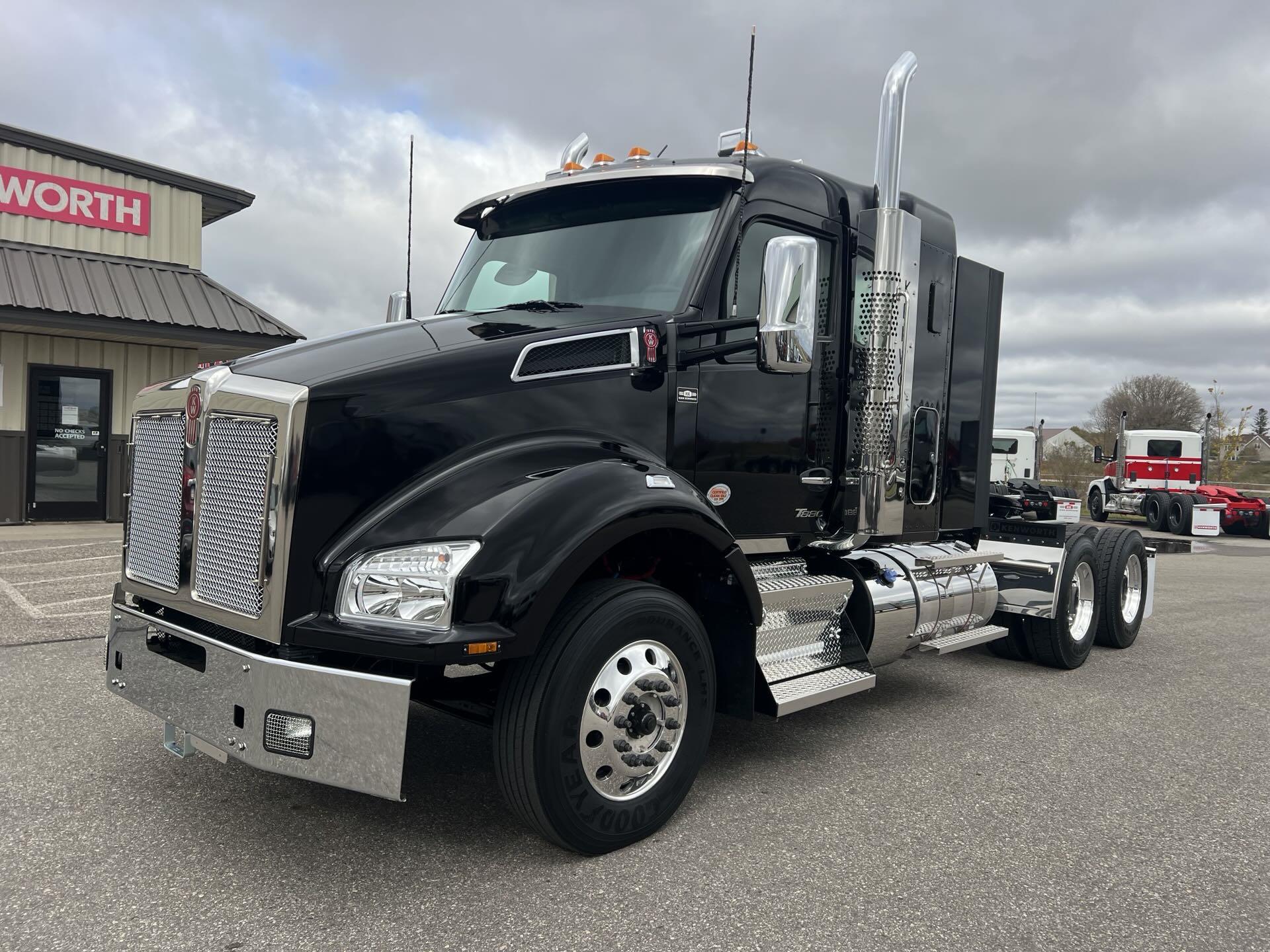 2026 Kenworth T880