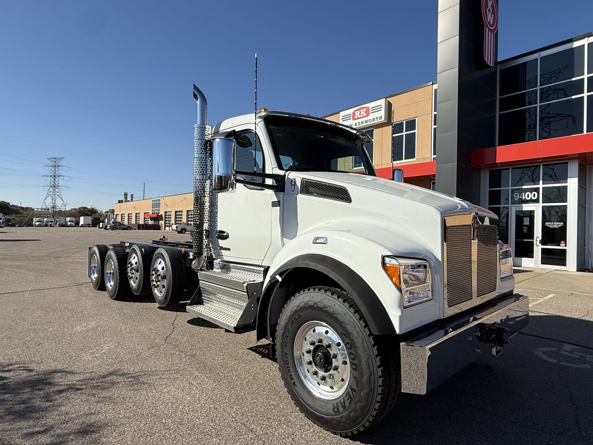 2026 Kenworth T880