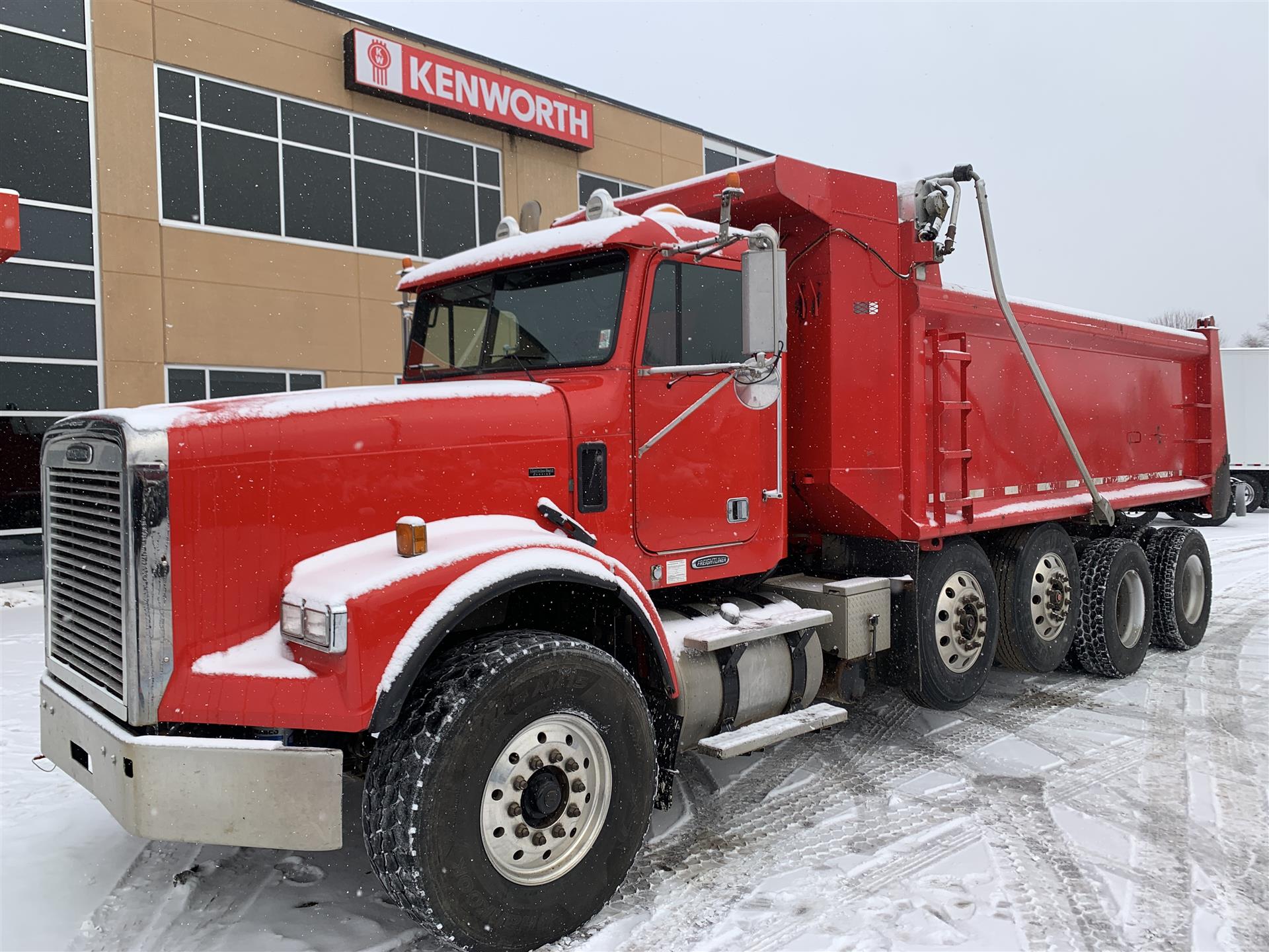 2010 Freightliner FLD120