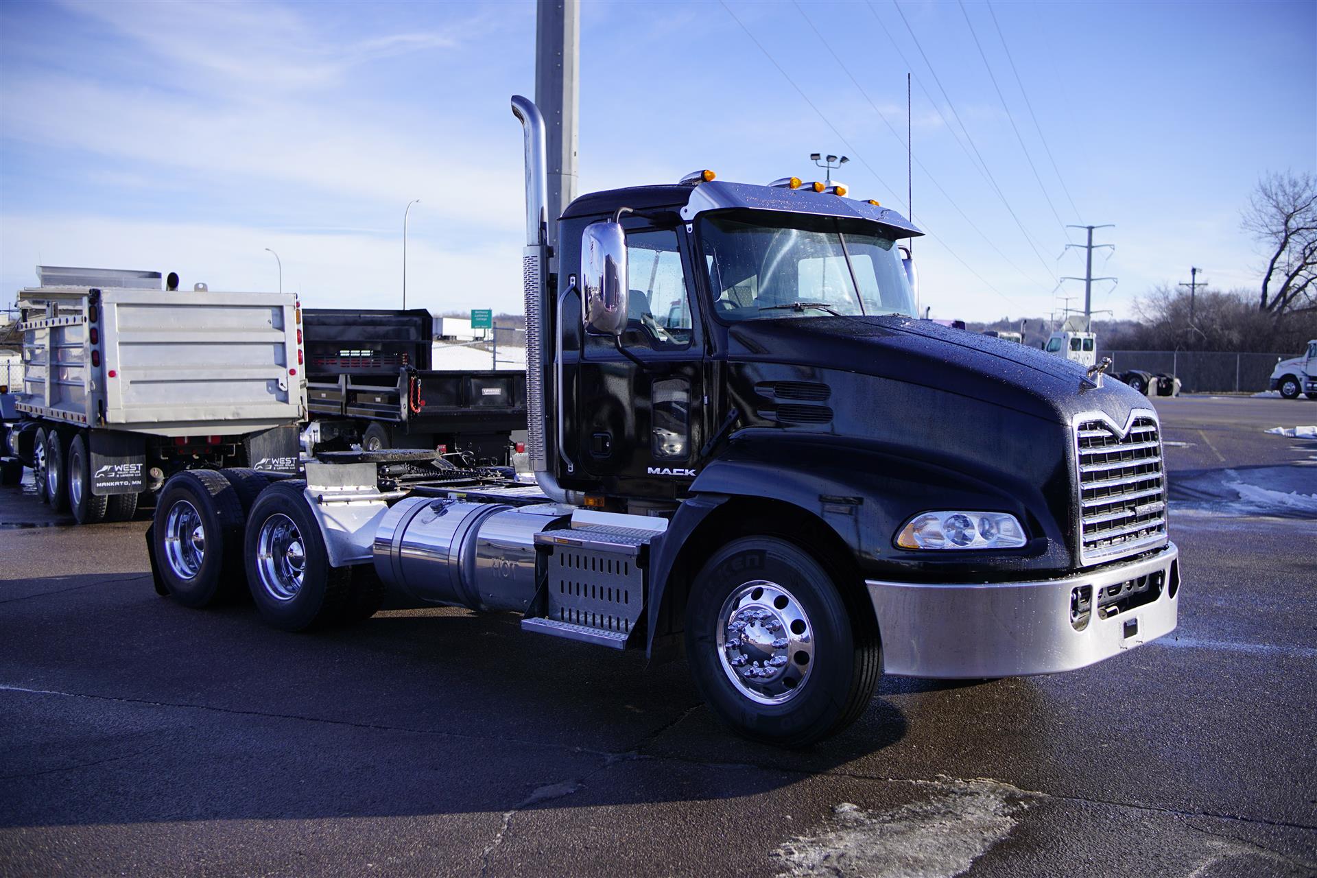 2015 Mack CXU-613 Pinnacle