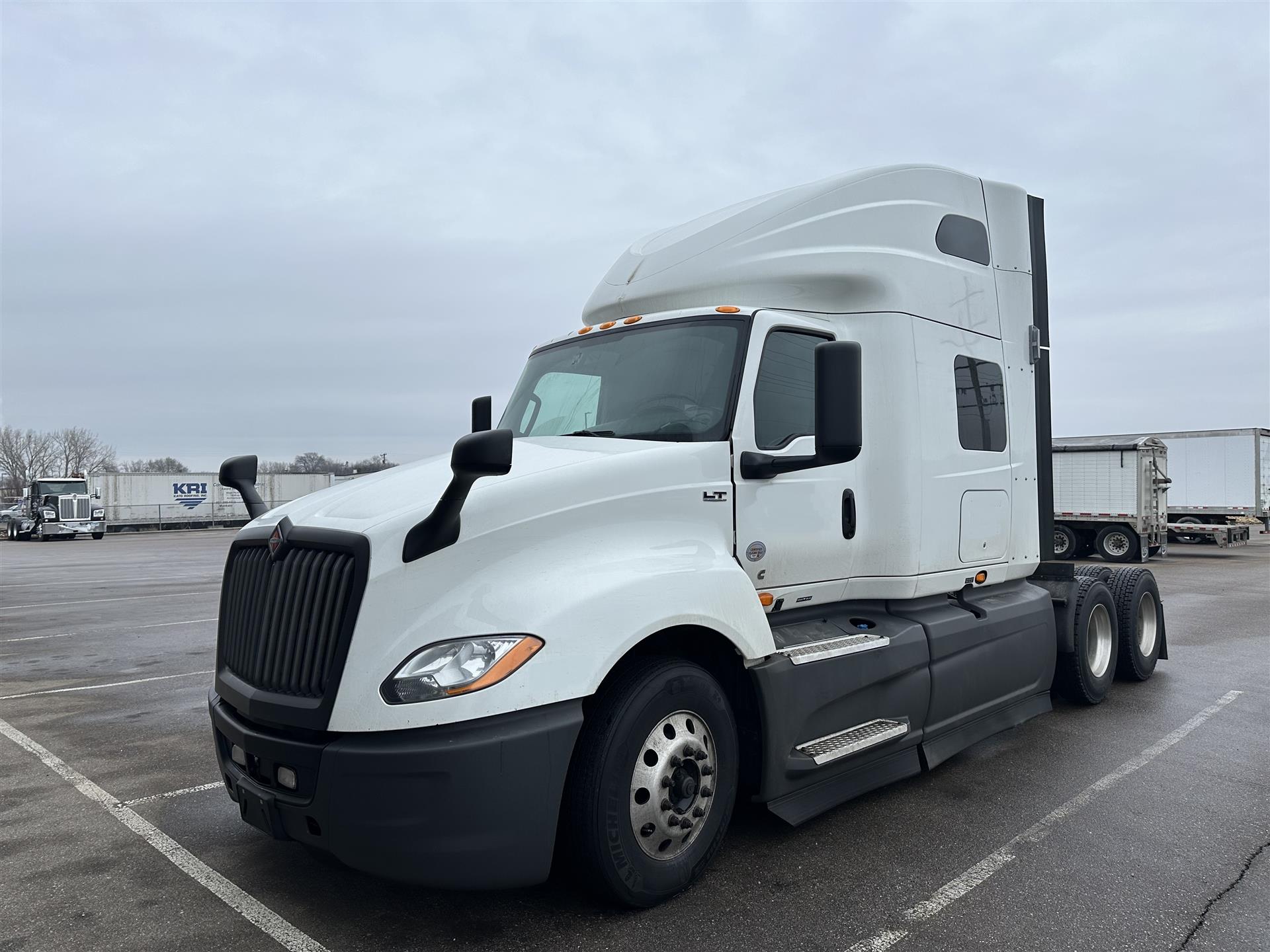 2021 International LT625