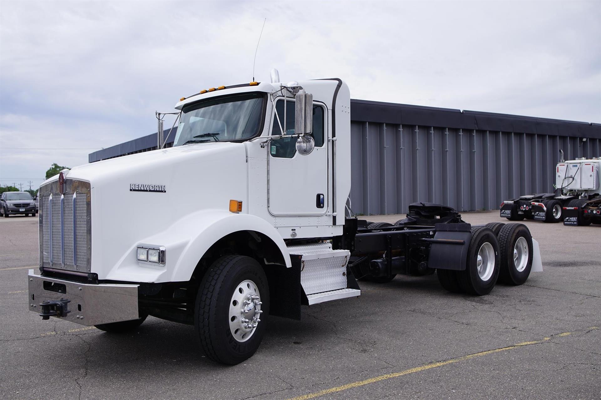 2020 Kenworth T800