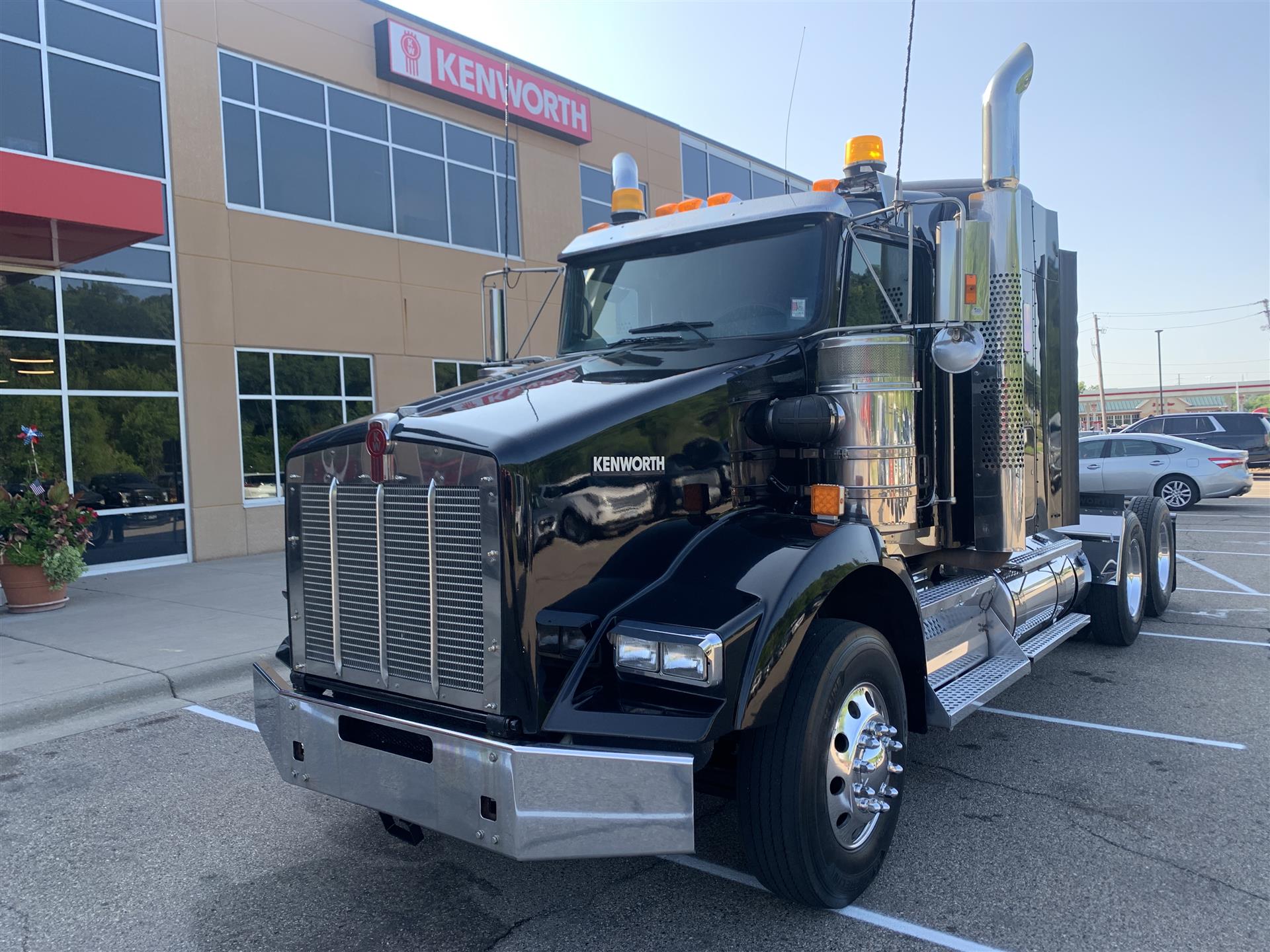 2019 Kenworth T800
