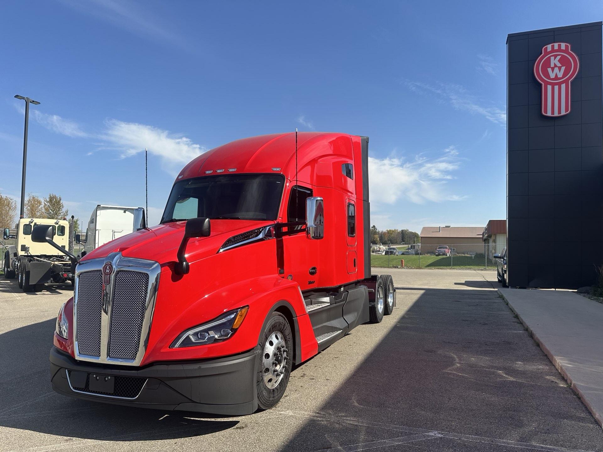 2027 Kenworth T680