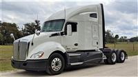 Used 2017 Kenworth T680 for Sale