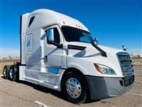 Used 2018 Freightliner CASCADIA 126 for Sale