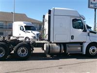 2022 Freightliner CASCADIA 126